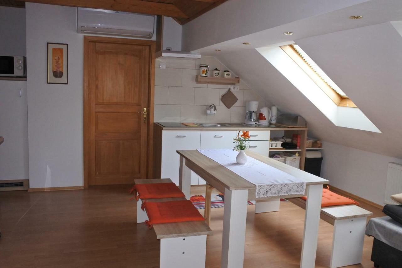Apartma Vrh 勒什 外观 照片